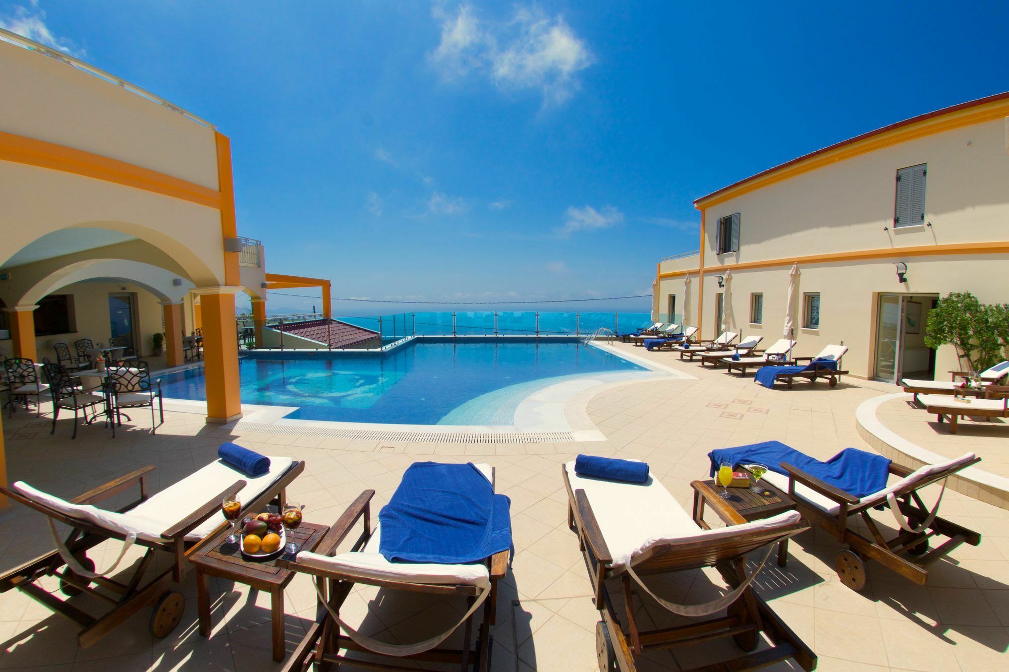 Melmar View Hotell Mánganos Eksteriør bilde